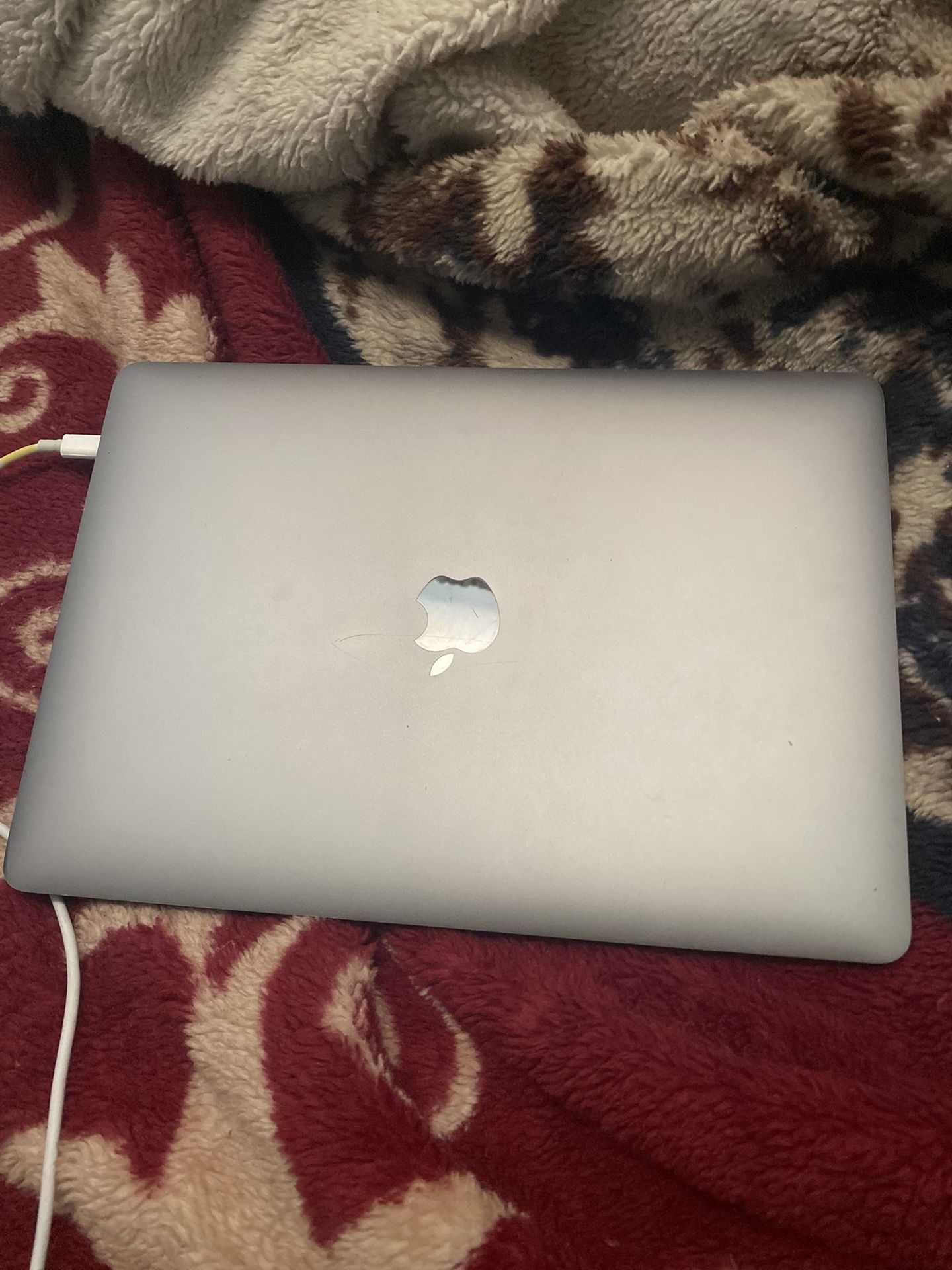 MacBook