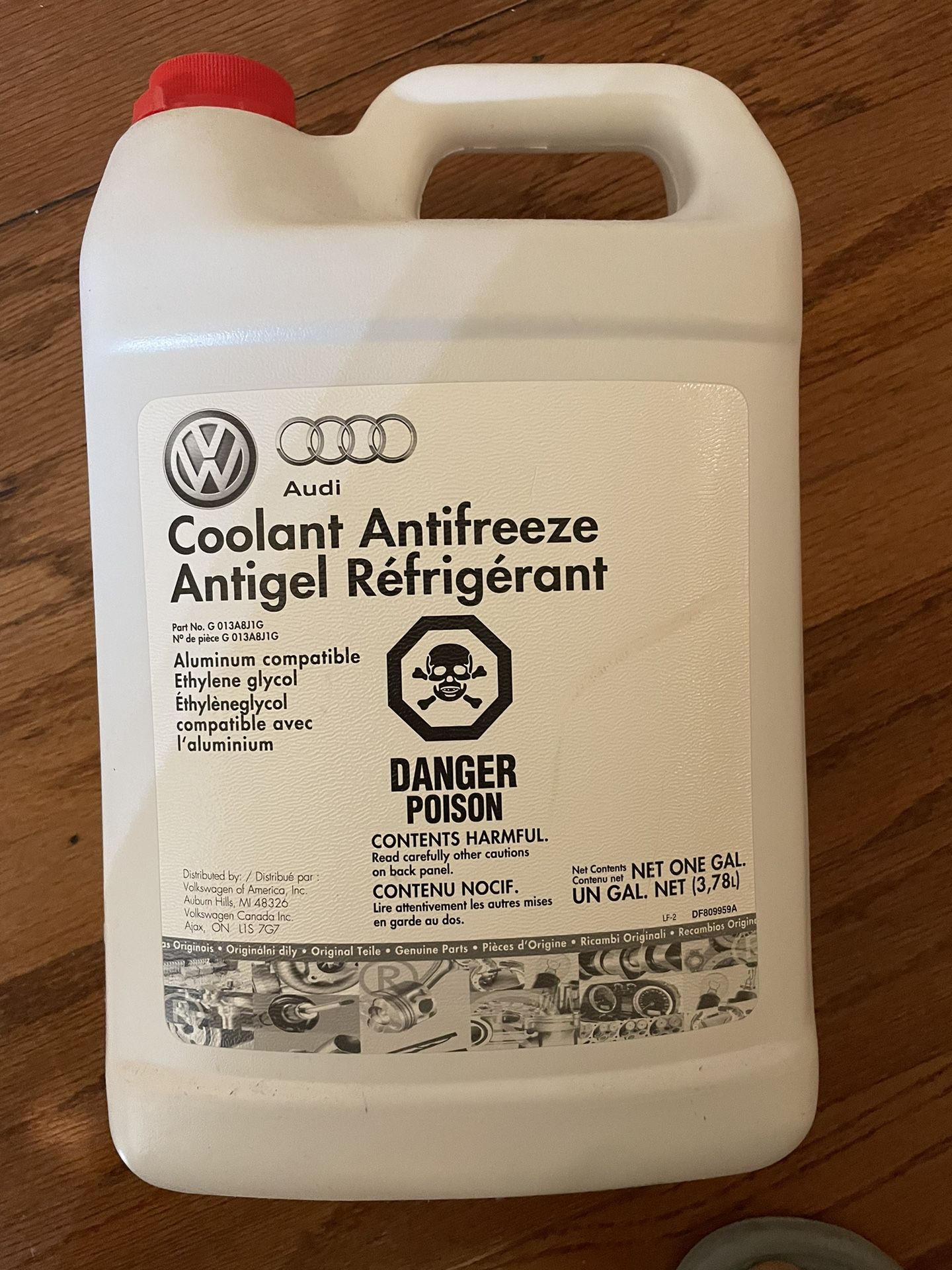 $10 - OEM OEM GENUINE G13 COOLANT / ANTIFREEZE - 1 GALLON FOR VW/AUDI