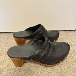 UGG Australia Vivica Women's Black Leather Clogs Size 6