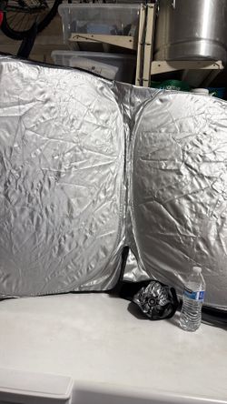 Large car windows shade