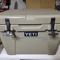 Yeti 35