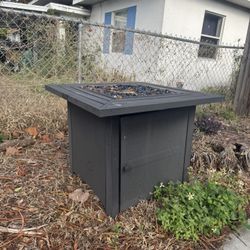 Free Outdoor Fireplace 
