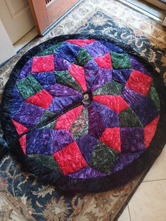 Christmas Tree Skirt 56"diameter