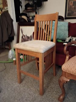 5 Stools solid wood. This item