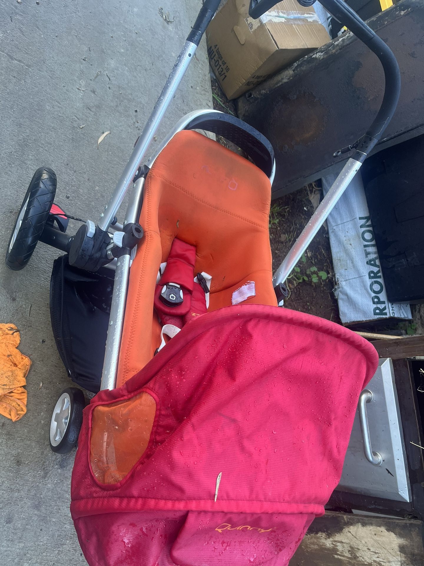 Quinny Baby Stroller 