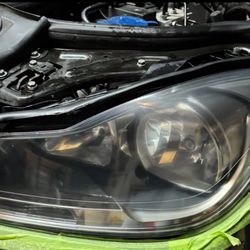 Mercedes-Benz W204 C250/C300/C350 Halogen Headlights (Pair) – OEM – 2012–2014 Facelift