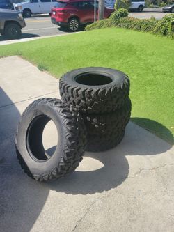 30x10x15 behemoth tires of a sxs