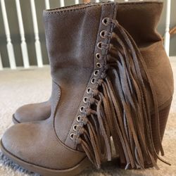 Booties Very Cute Suede