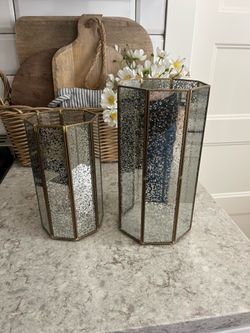 Pending Set of 2 glass candle holders $15