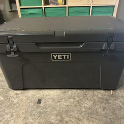 Yeti Tundra 65 Hard Cooler