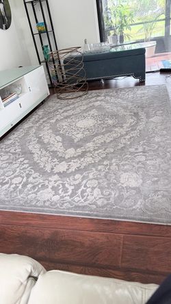 Rug 7.5 x 5