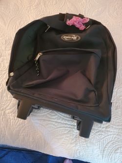 Traveler's Backpack With Handle And Wheels