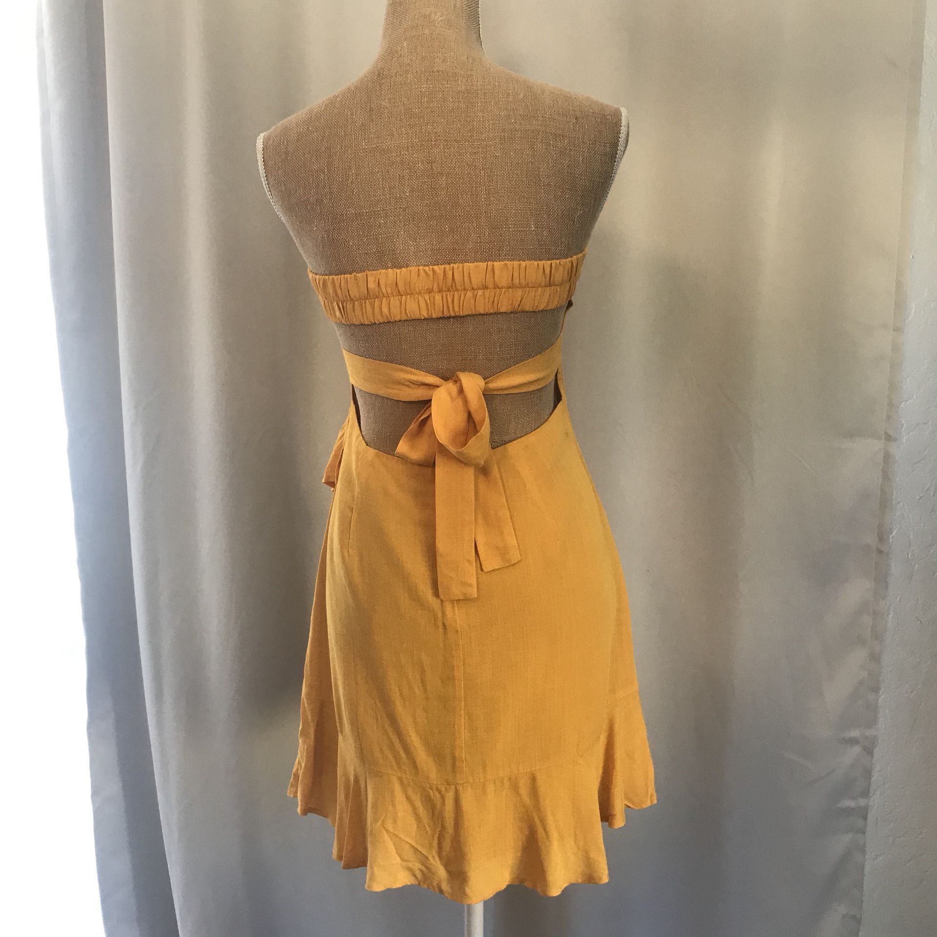 Yellow dress
