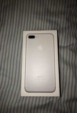 iPhone 7 Plus silver box