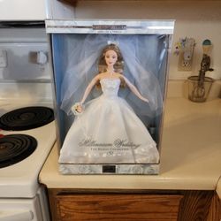 Vintage First Barbie In This Series 2000 Edition 