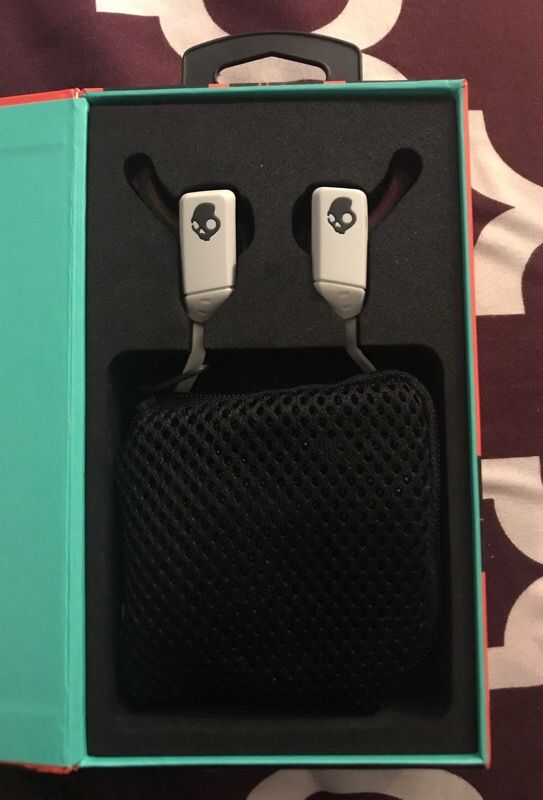 Skullcandy womens sport performance ultra slim