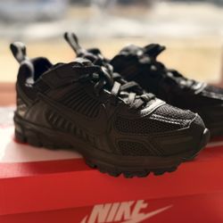 Nike Vomero 5 - preschool boys