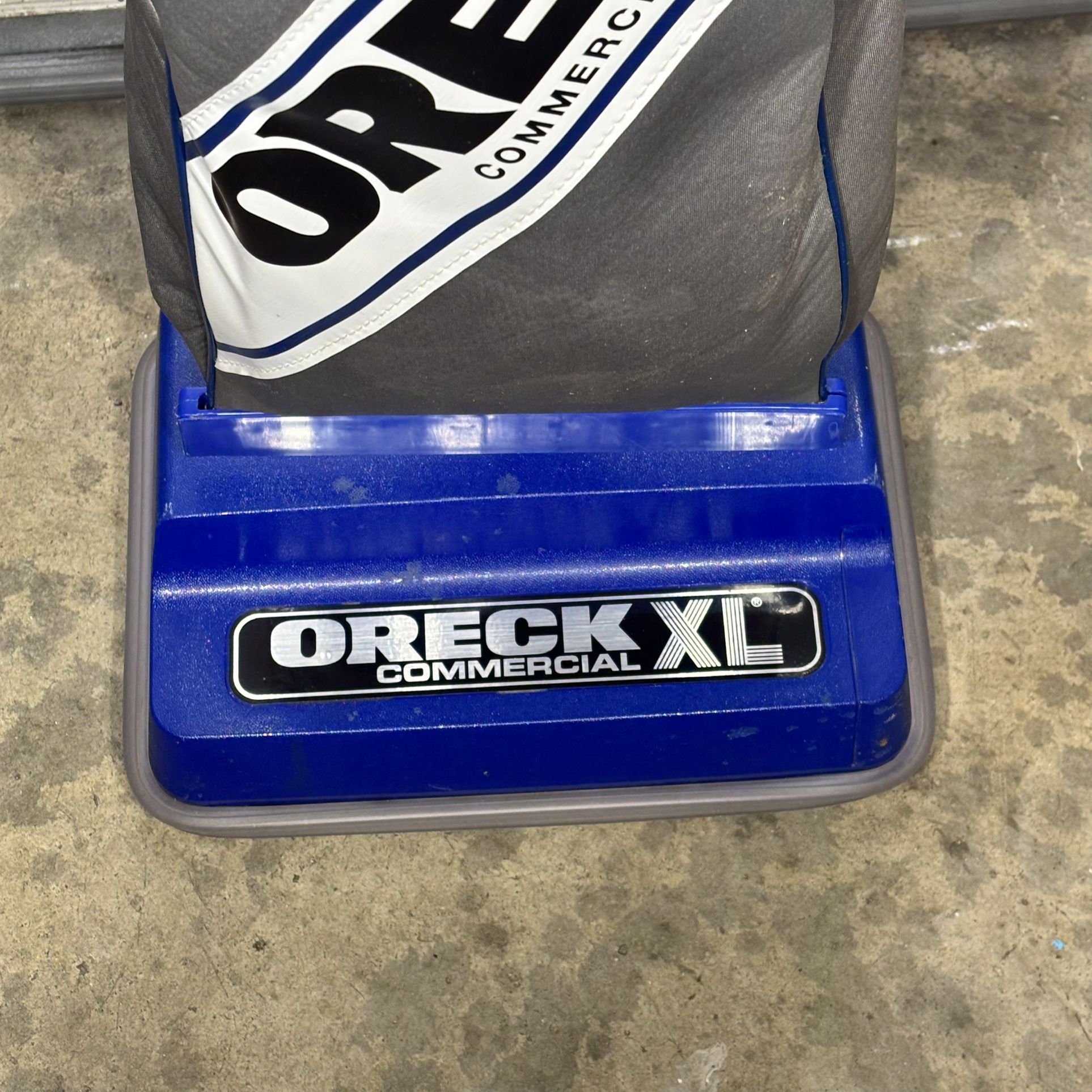 Oreck XL Commercial Bagged Vacuum