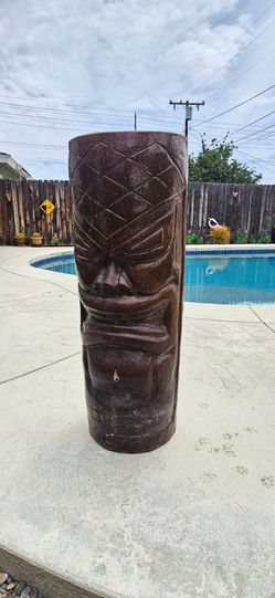 Large Tiki style planter