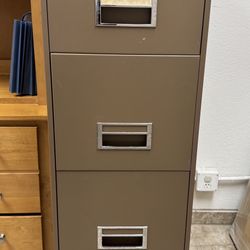 Sleek Heavy-Duty 4-Drawer Brown Metal Filing Cabinet 52" x 29" x 15"