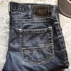 Ariat M4 38/32