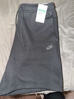 Nike tech shorts brand new size XL