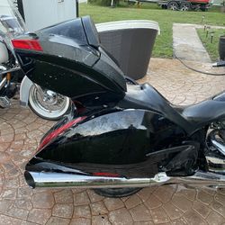 2014 Victory Vision Trunk 