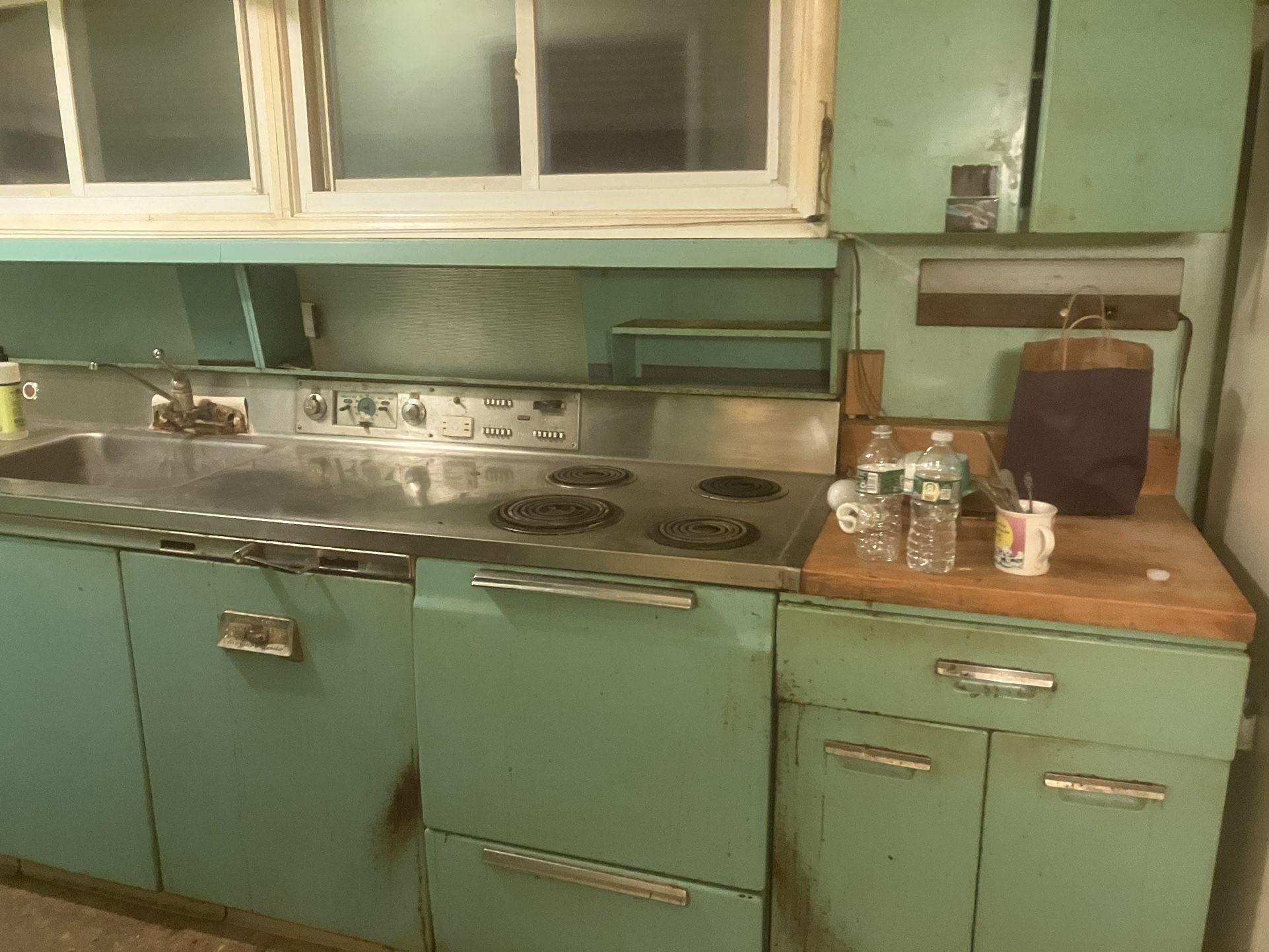 GE Antique Kitchen Set