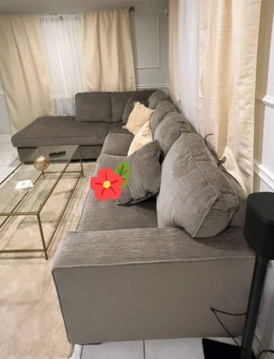 Brand new π₯ L shape gray sofa sleeper chaise π in stock