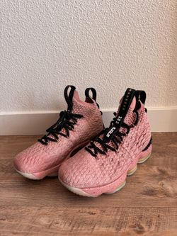 RARE! Nike LeBron James 323 XV 380 Womens Sneakers 7Y