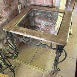 Coffee Table & End Table 