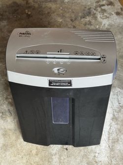Paper shredder