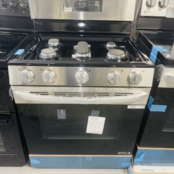 Brand new LG gas stove in box, no dents or scratches