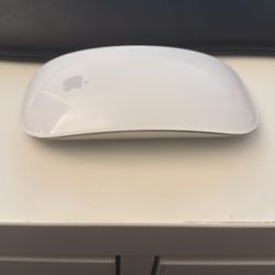 Apple Magic Mouse - White Multi-Touch Surface ​​​​​​​