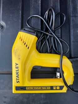 Nail or staple gun