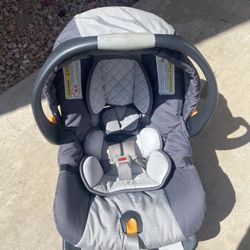 Chico KeyFit 30 Infant Car Seat & Bob Stroller