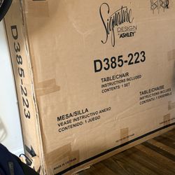 Ashley 4 Pc High Chair Dining Table Box Pack