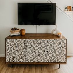  Natural White/ Black/ Brown  Kerrings Accent Cabinet 💥 Living Room 💥 Brand New 