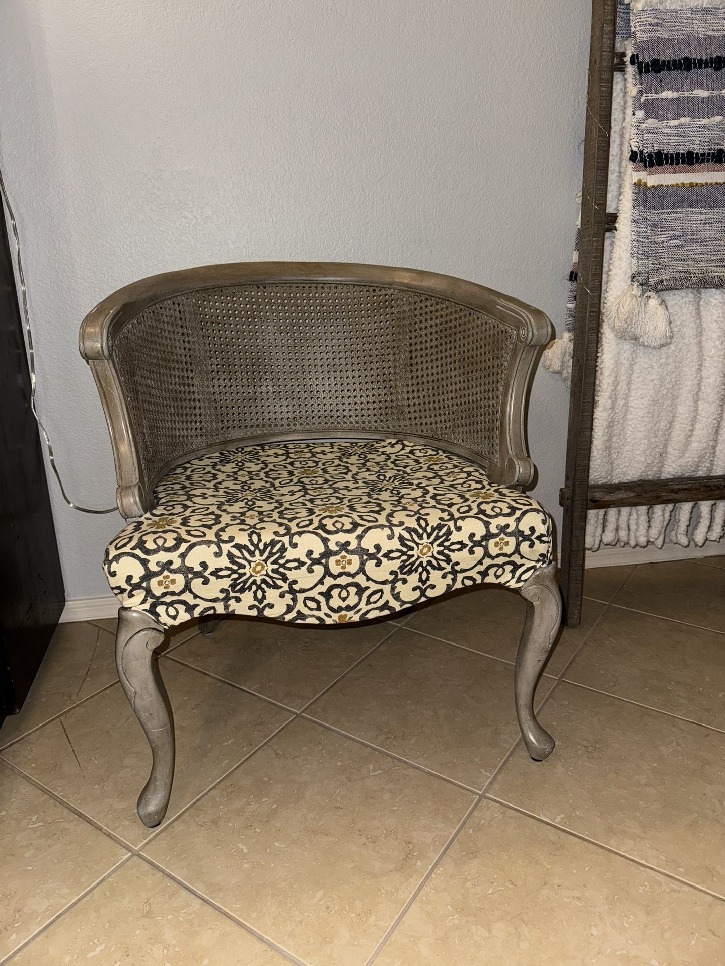 Accent Chair