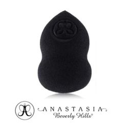 NEW - Anastasia Beverly Hills Beauty Blender | Black Beauty Sponge