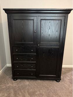 Pottery Barn Kids Solid Wood Bedroom Set (Daybed/Trundle, Armoire, Table)