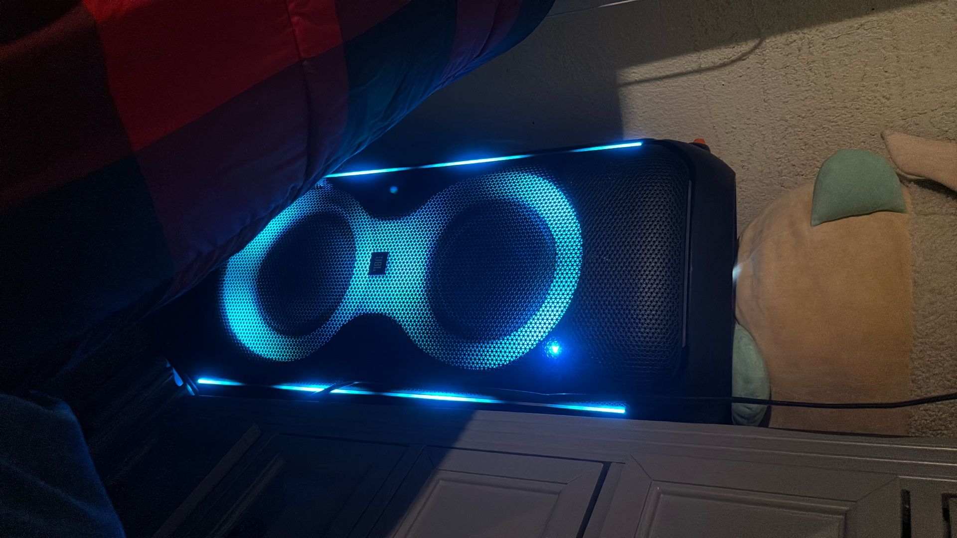 JBL Party Speaker 710