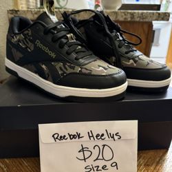 Reebok Heeleys Men’s Size 9 $15