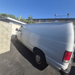 2003 Ford E-250