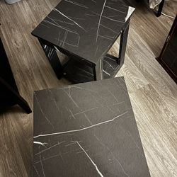 2 Side Tables 