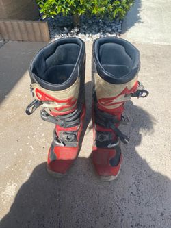 Biker boots