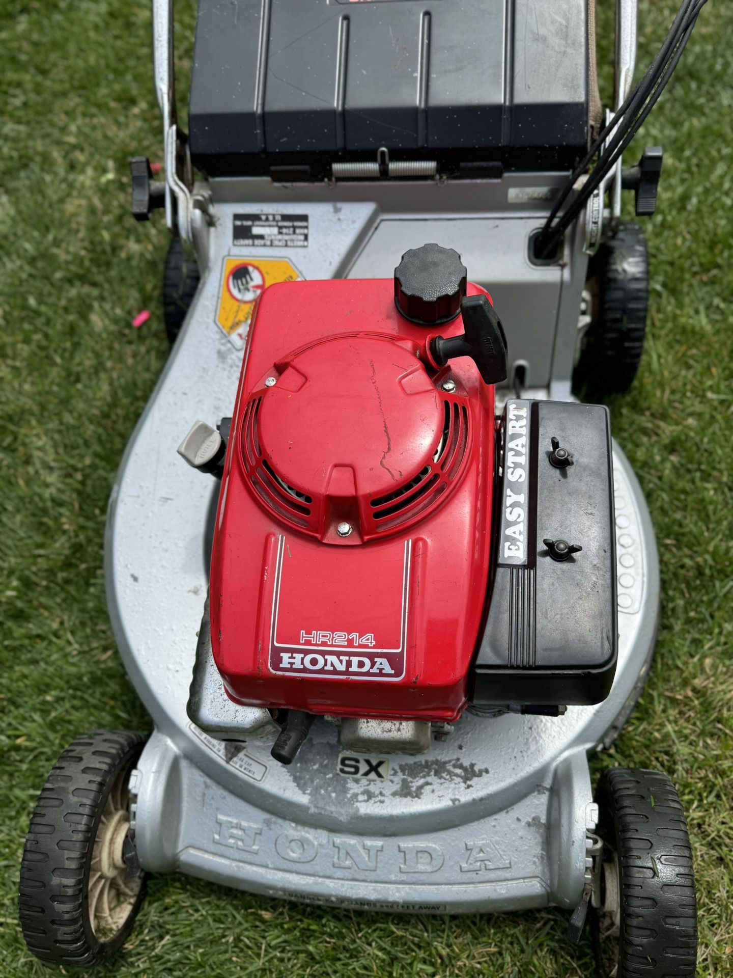 HONDA SELF PROPELLED LAWN MOWER