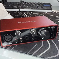 Focusrite Scarlett Solo USB Audio Interface XLR, 1/4" Inputs, Phantom Power tested with mic