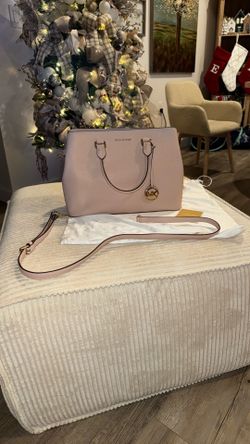 Pink Michel Kors Bag