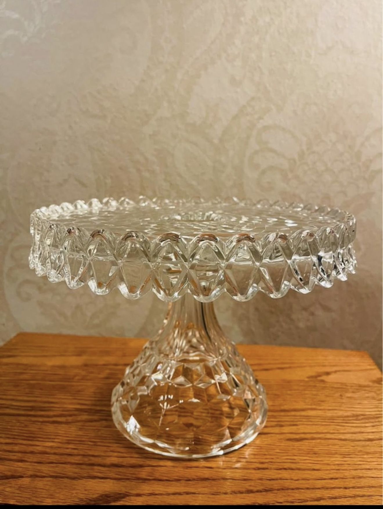 American Fostoria round cake stand